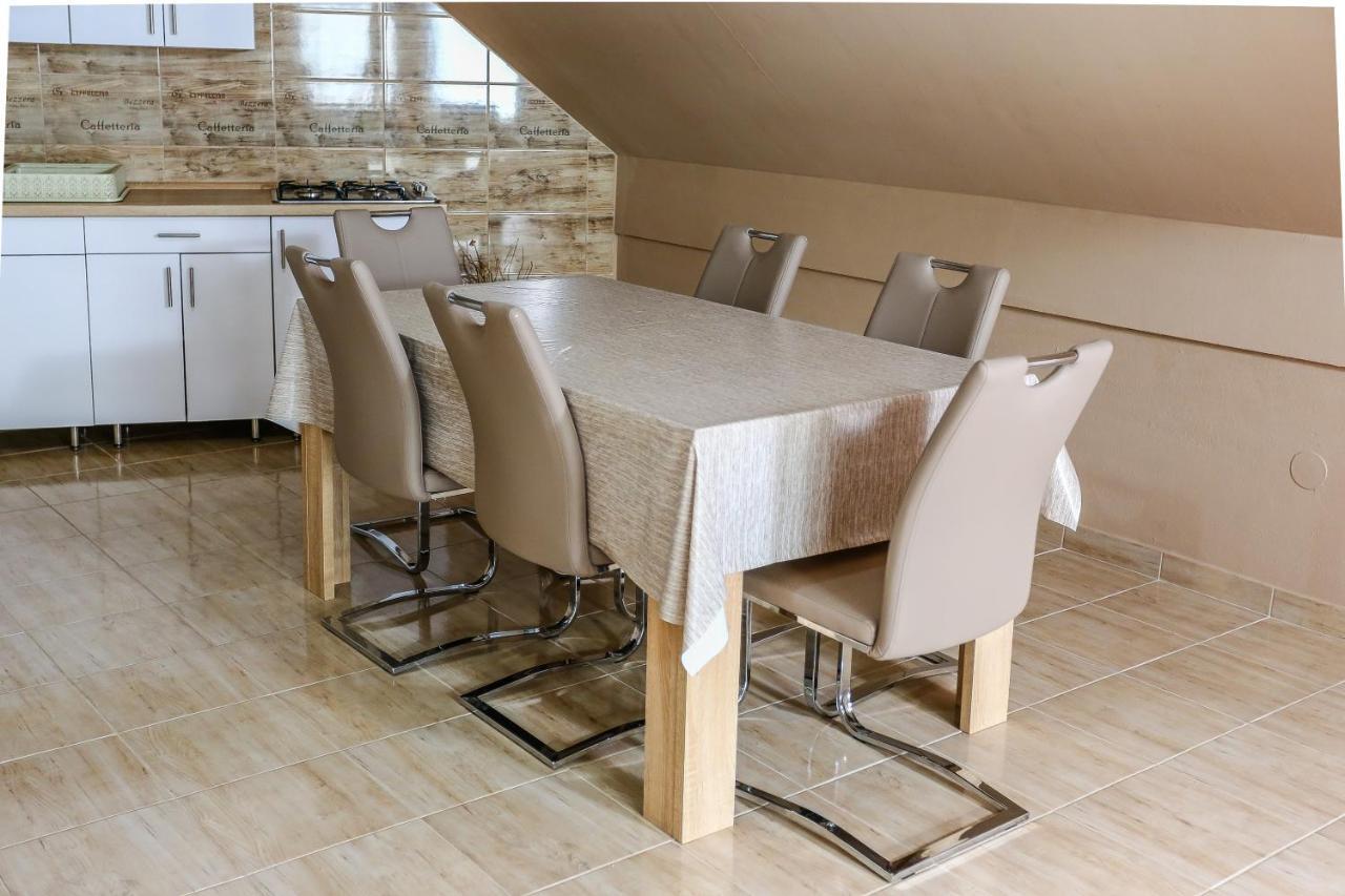 Gárdi Apartman Szekszárd Kültér fotó